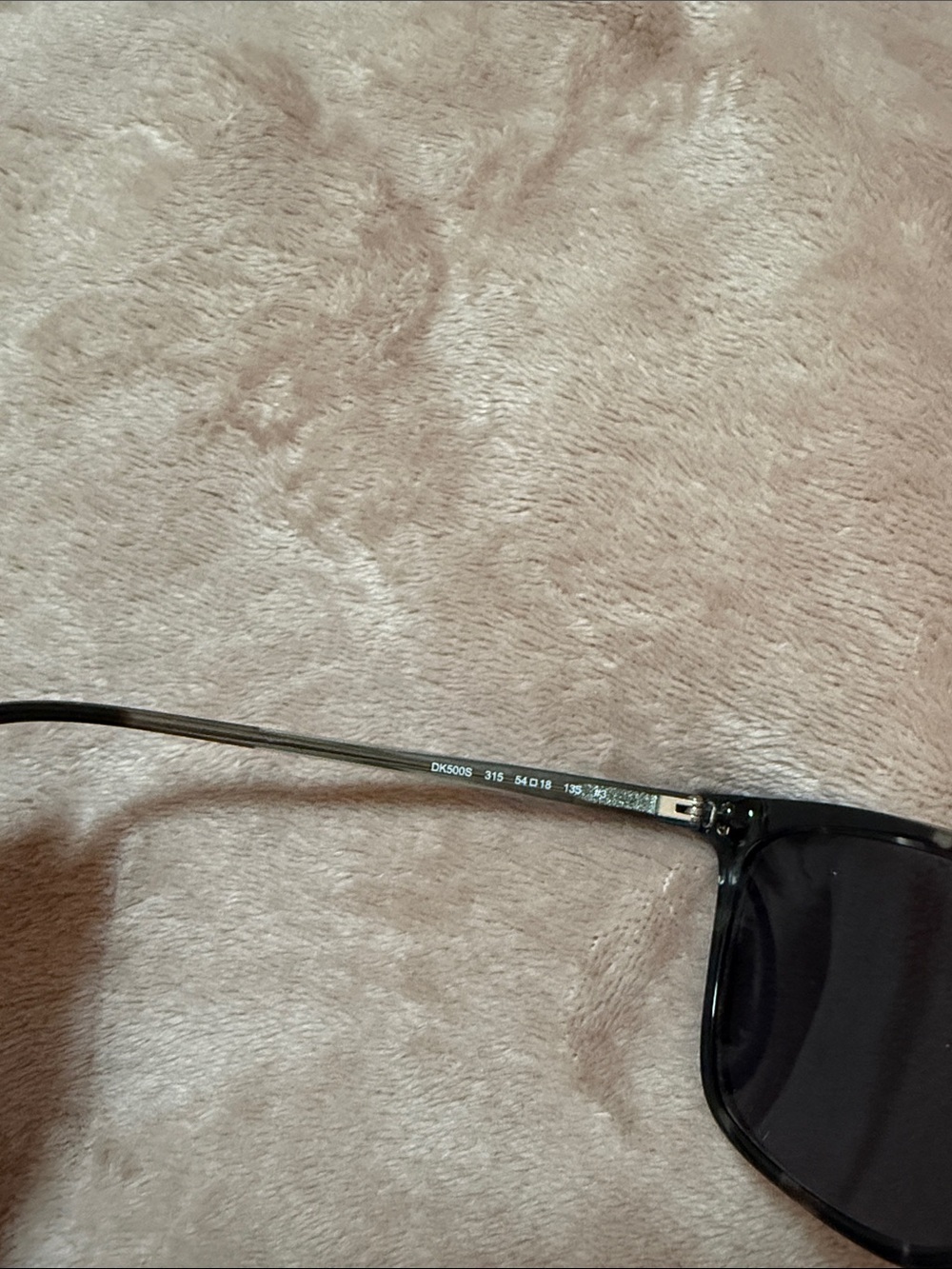 Classic Black Cat Eye Sunglasses - Picture 3 of 6